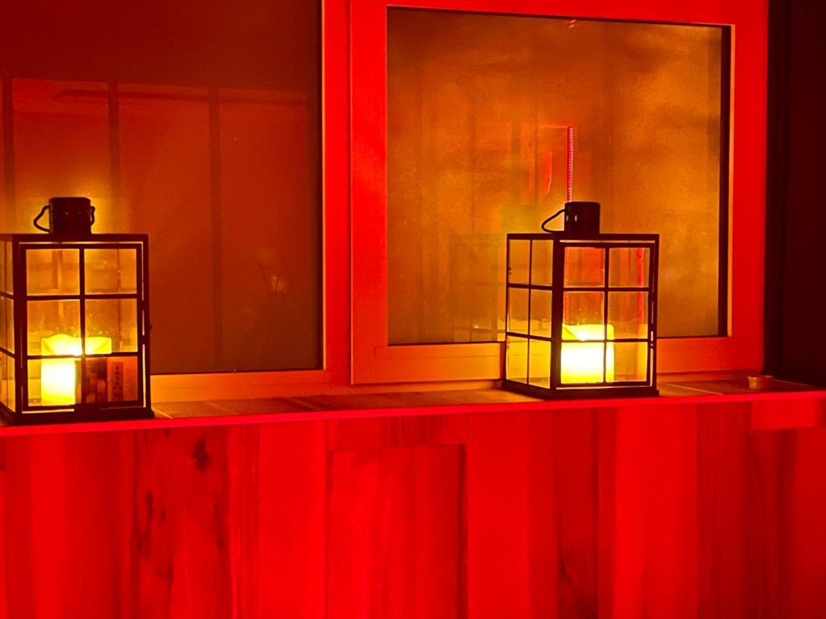 Loft Red Lights Apartment Saint-Cyprien  Bagian luar foto